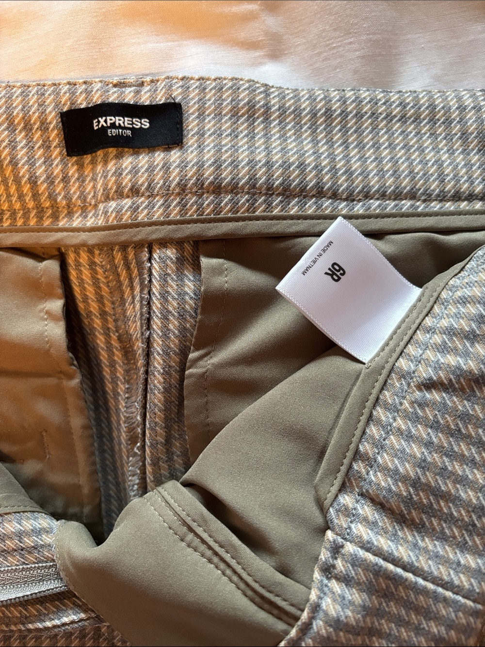 Express Editor Taupe and Cream Houndstooth Trousers - Picture 6 of 6